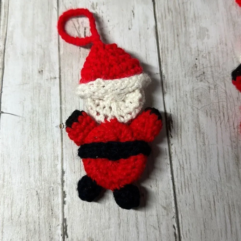 Hand Crafted Crocheted Santa Mrs. Claus‎ and Bear Ornament